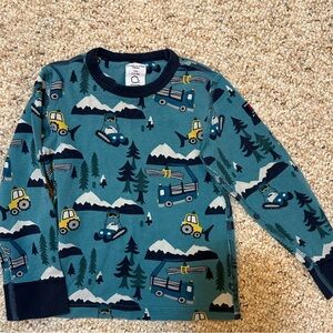 Polare O. Pyret winter screen printed top